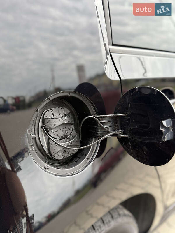 Volkswagen e-Up 2013