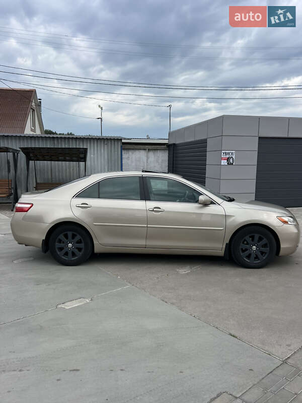 Toyota Camry 2007