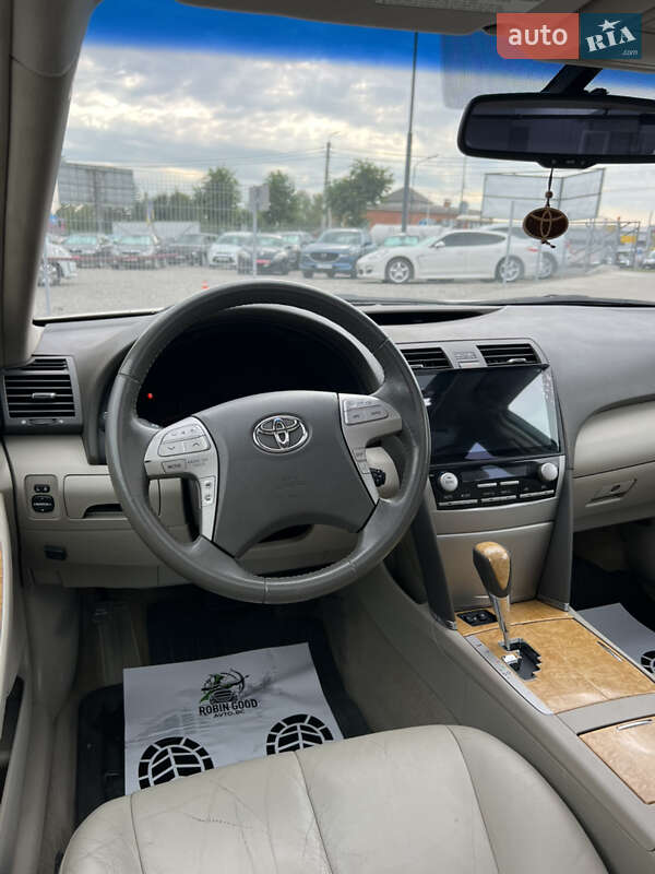 Toyota Camry 2007