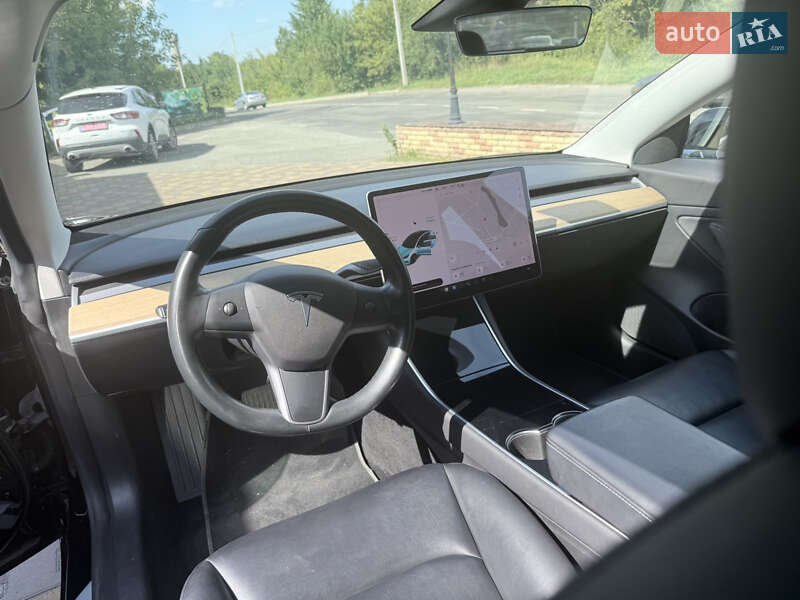 Tesla Model 3 2018