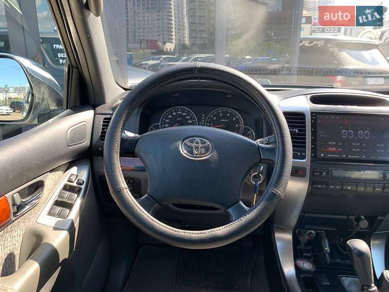 Toyota Land Cruiser Prado 2008