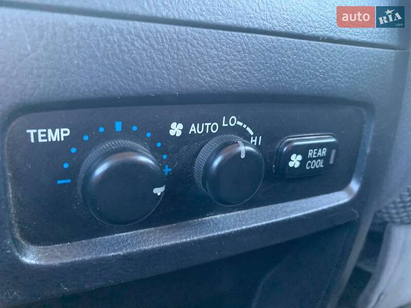 Toyota Land Cruiser Prado 2008