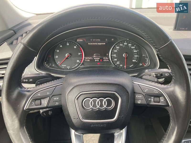 Audi-5