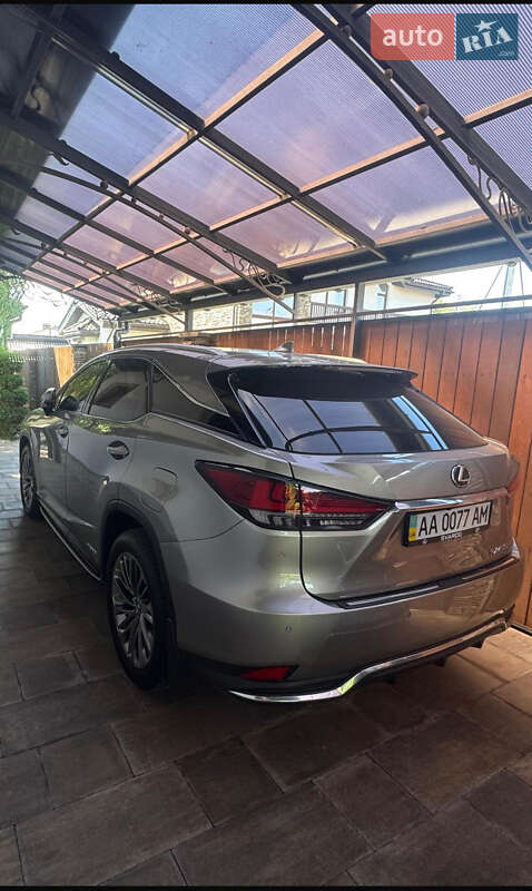 Lexus RX 2019