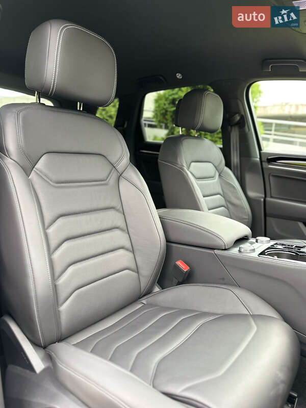 Volkswagen Touareg 2024