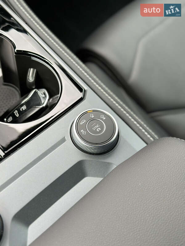 Volkswagen Touareg 2024