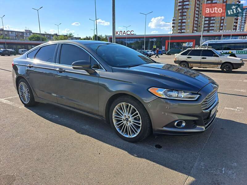 Ford Fusion 2015