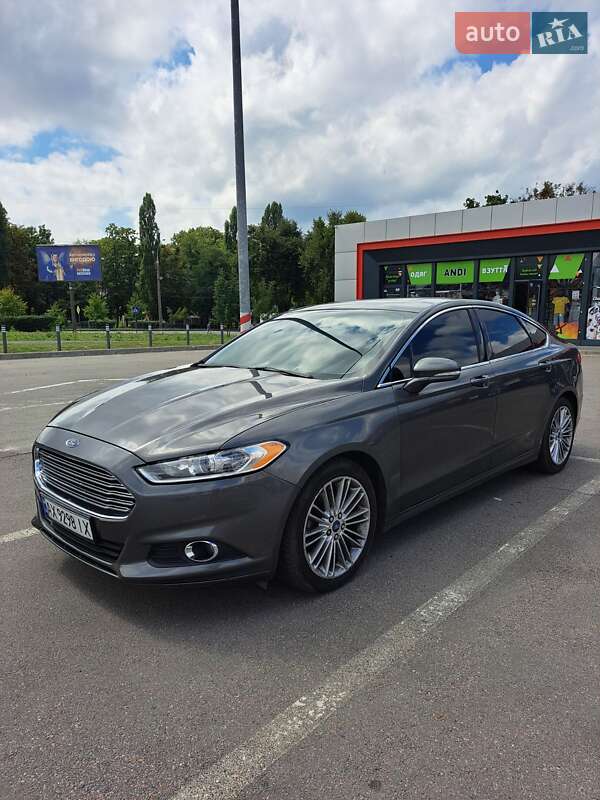 Ford Fusion 2015