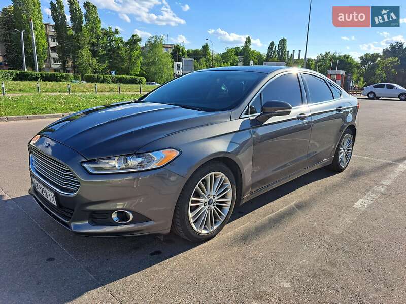 Ford Fusion 2015