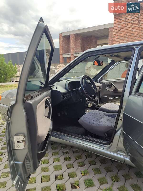 ВАЗ / Lada 2114 Samara 2011