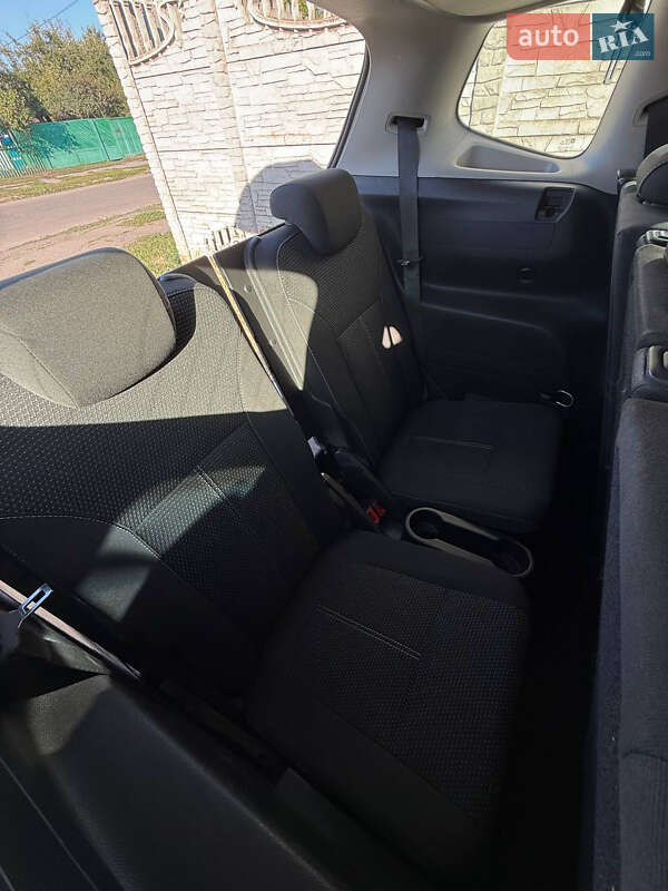 Opel Zafira Tourer 2012