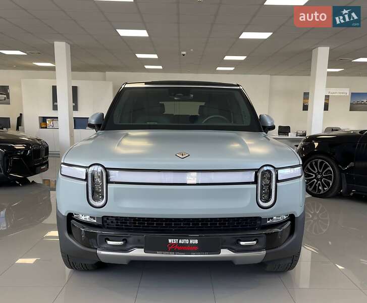 Rivian R1S 2023