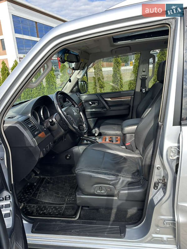 Mitsubishi Pajero Wagon 2008