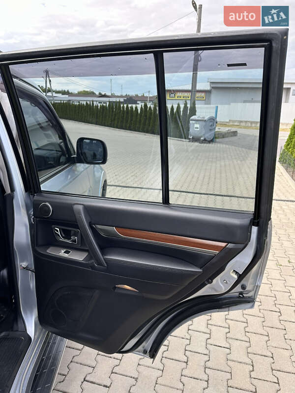 Mitsubishi Pajero Wagon 2008