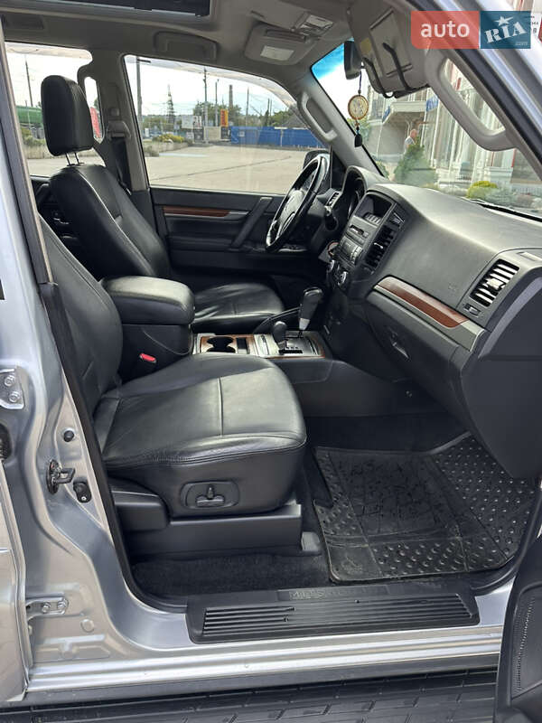 Mitsubishi Pajero Wagon 2008