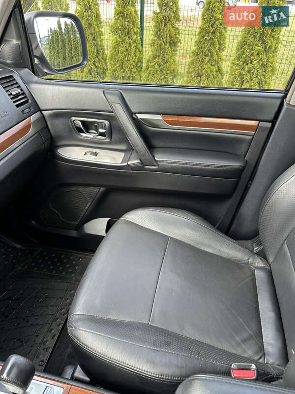 Mitsubishi Pajero Wagon 2008