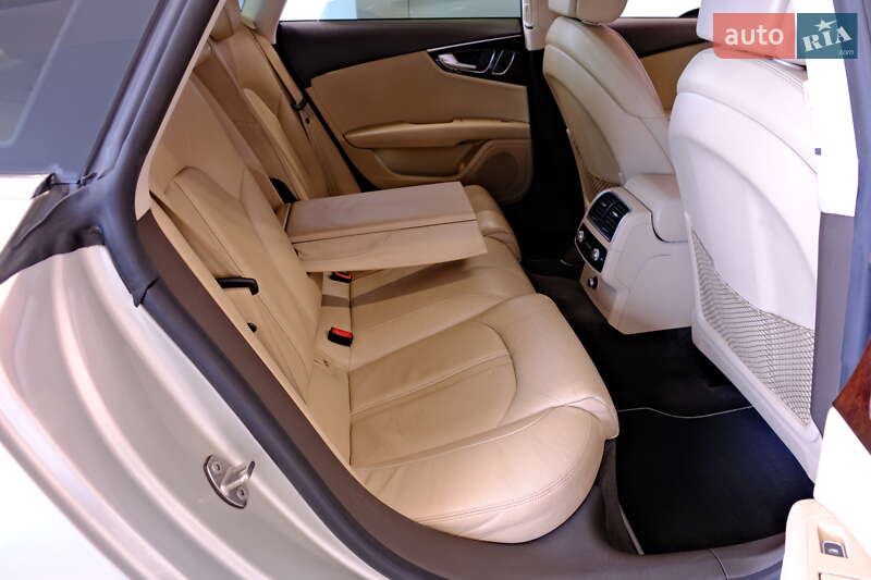 Audi A7 Sportback 2011