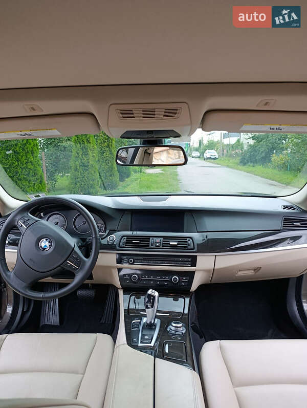 BMW 5 Series 2012