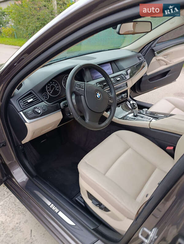 BMW 5 Series 2012
