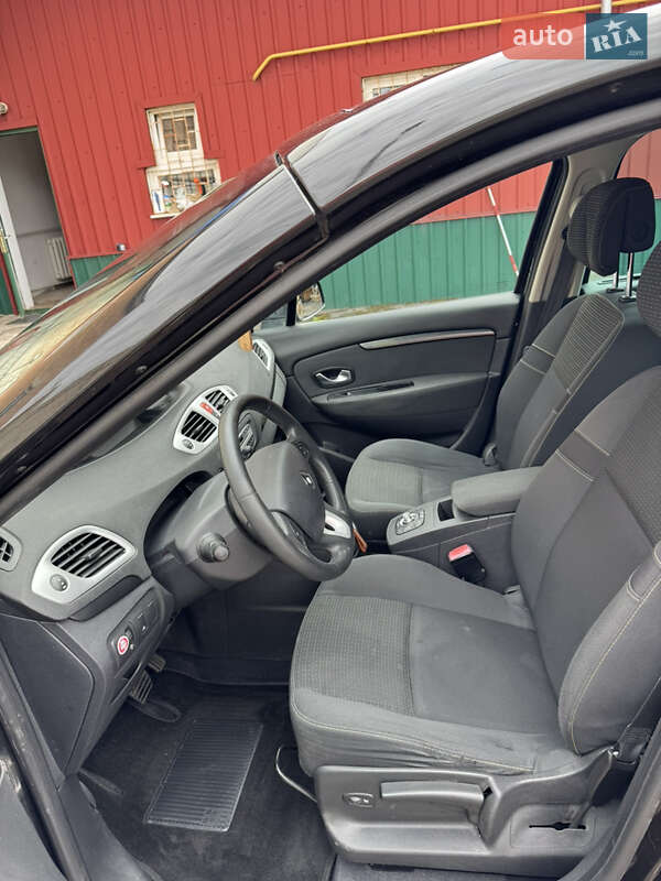 Renault Grand Scenic 2009