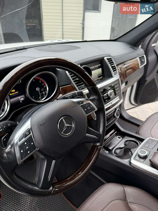 Mercedes-Benz GL-Class 2015
