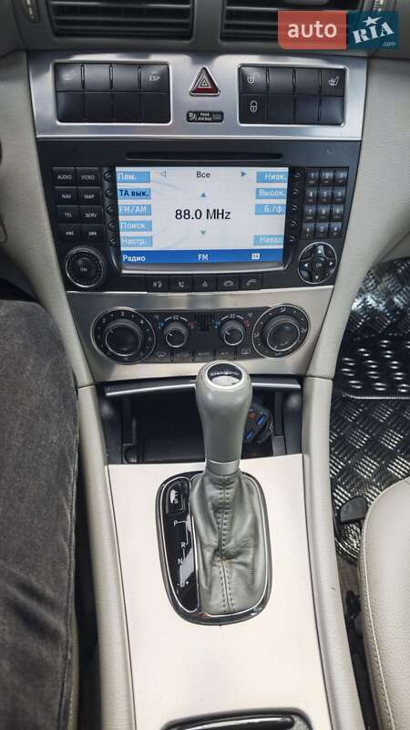 Mercedes-Benz C-Class 2007