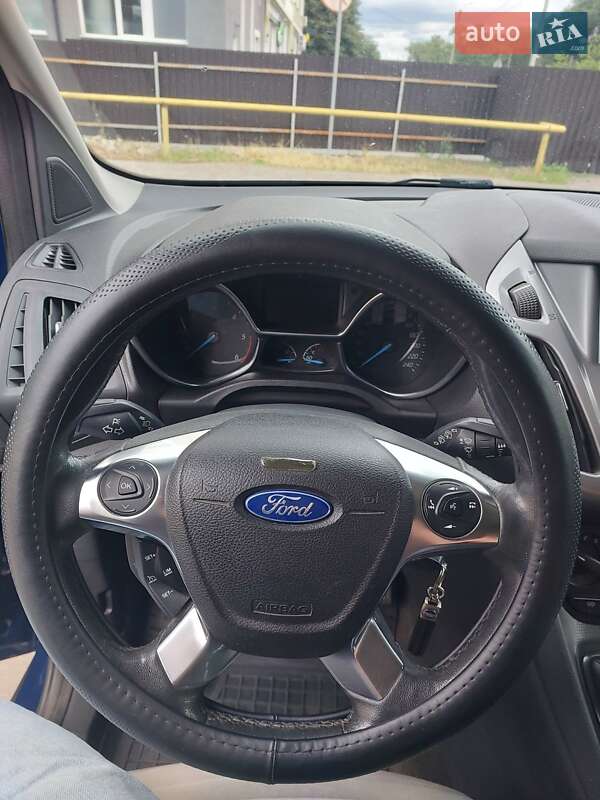 Ford Tourneo Connect 2015