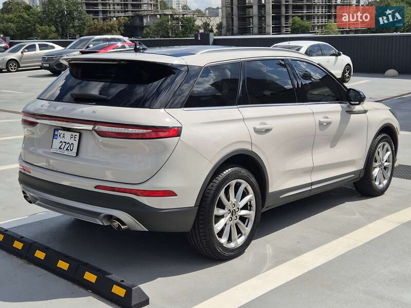 Lincoln Corsair 2020