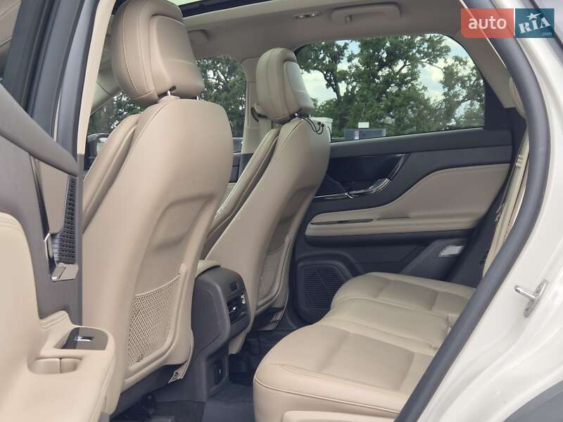 Lincoln Corsair 2020