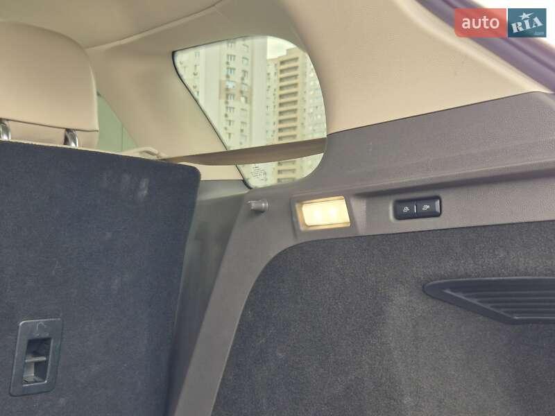 Lincoln Corsair 2020