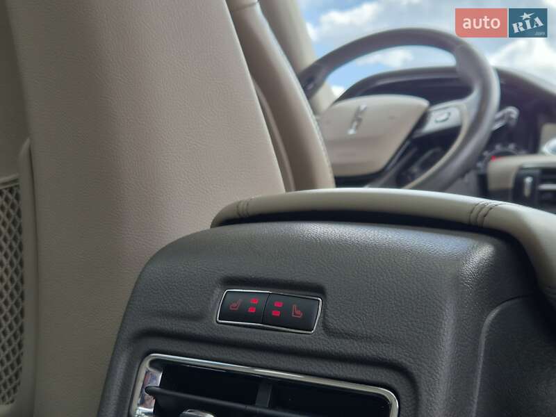 Lincoln Corsair 2020