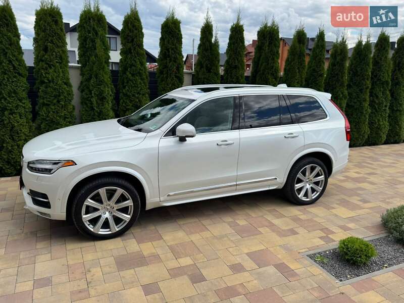 Volvo XC90 2016