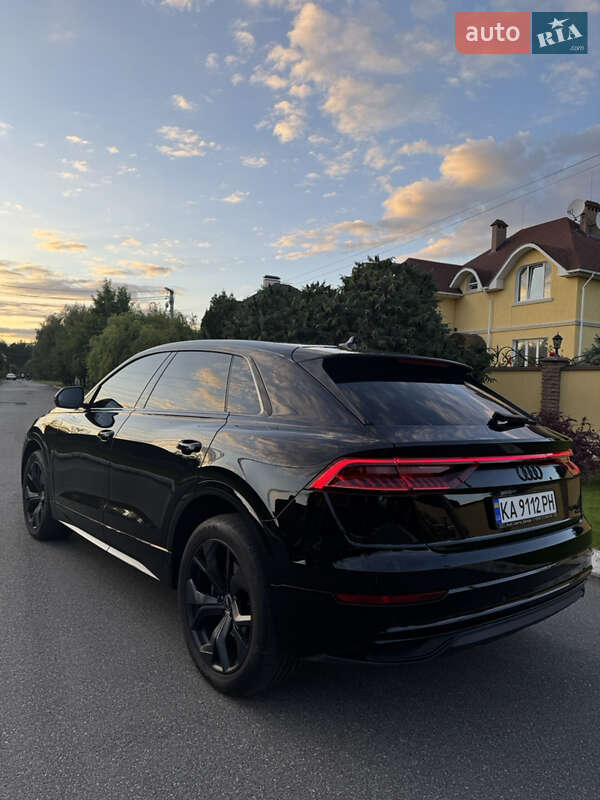 Audi Q8 2020