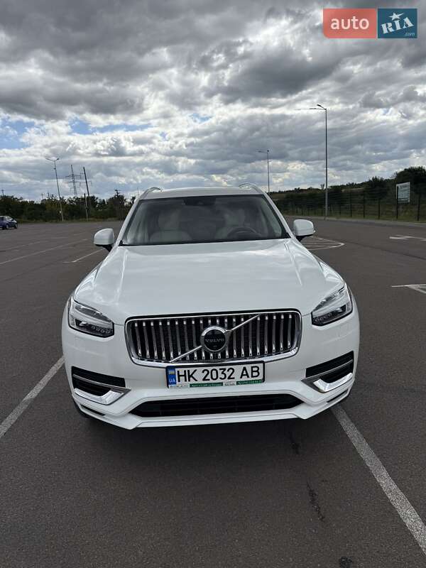 Volvo XC90 2021