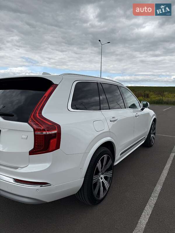 Volvo XC90 2021