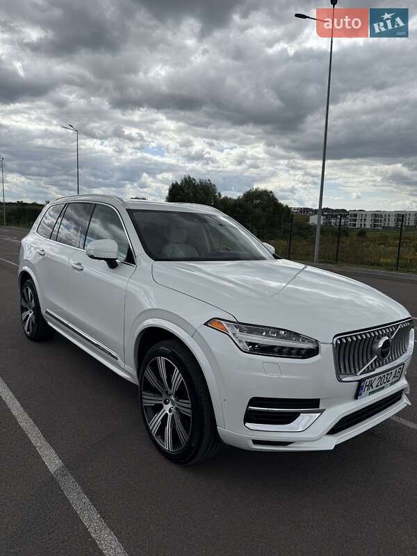 Volvo XC90 2021