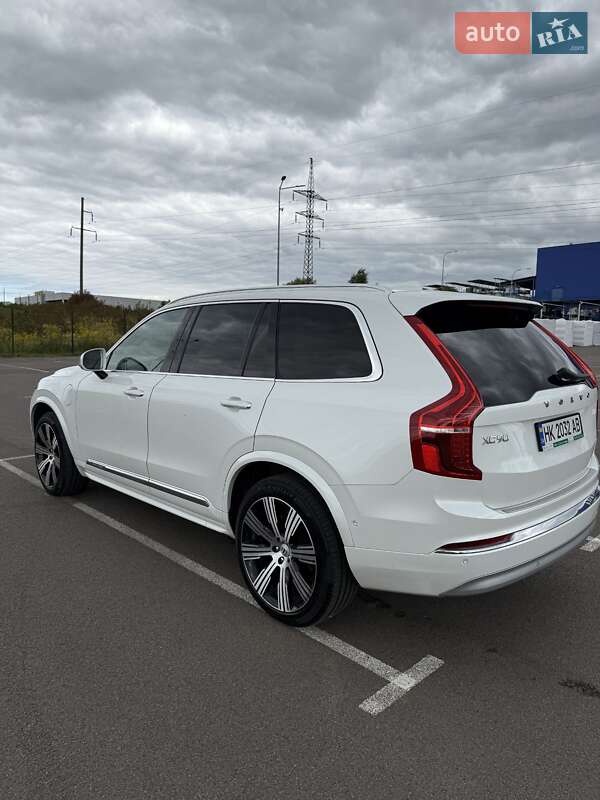 Volvo XC90 2021