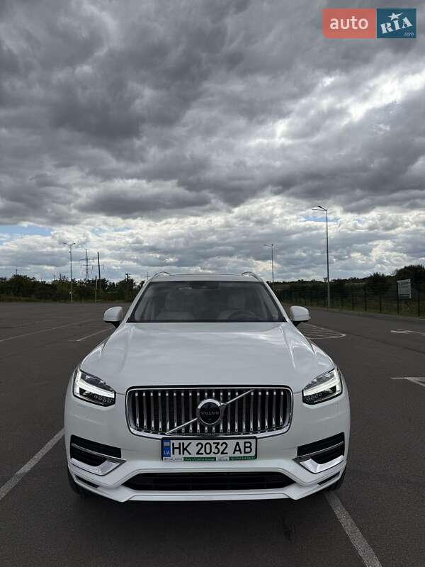 Volvo XC90 2021