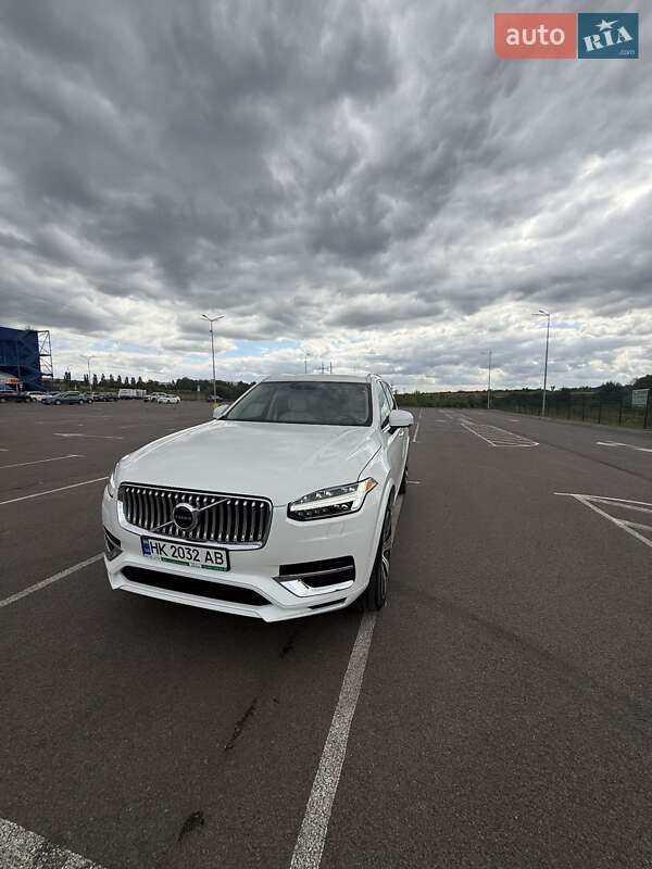 Volvo XC90 2021