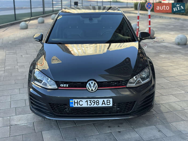 Volkswagen Golf GTI 2014