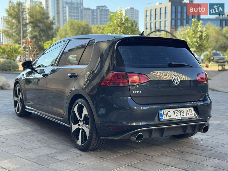 Volkswagen Golf GTI 2014