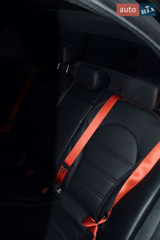 Mercedes-Benz C-Class 2015