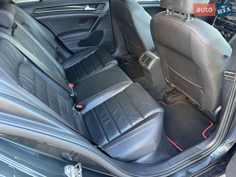 Volkswagen Golf GTI 2014