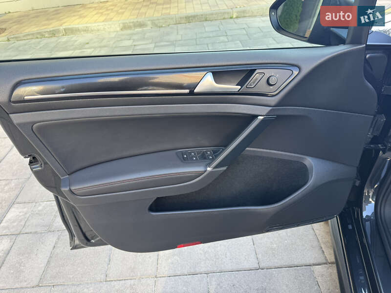 Volkswagen Golf GTI 2014