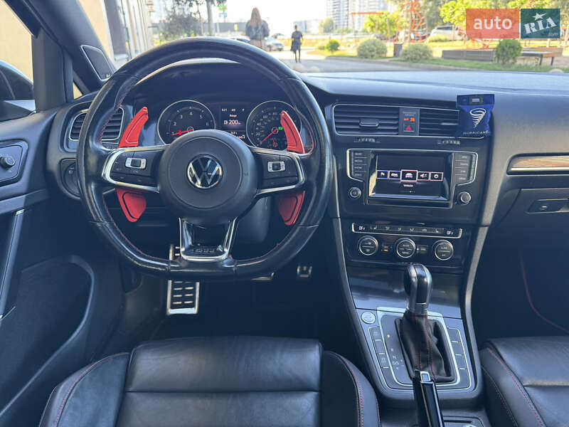 Volkswagen Golf GTI 2014