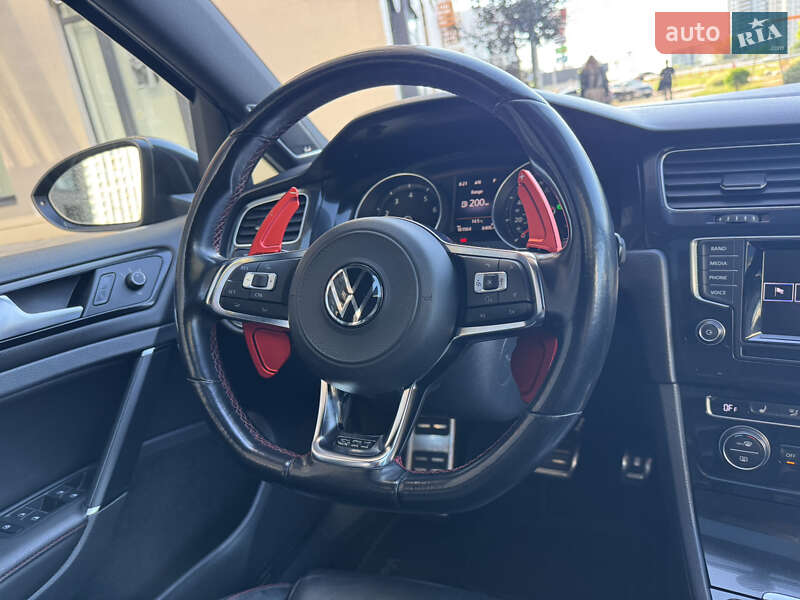 Volkswagen Golf GTI 2014