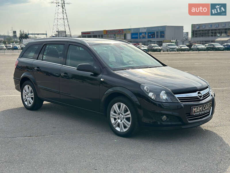 Opel Astra 2009