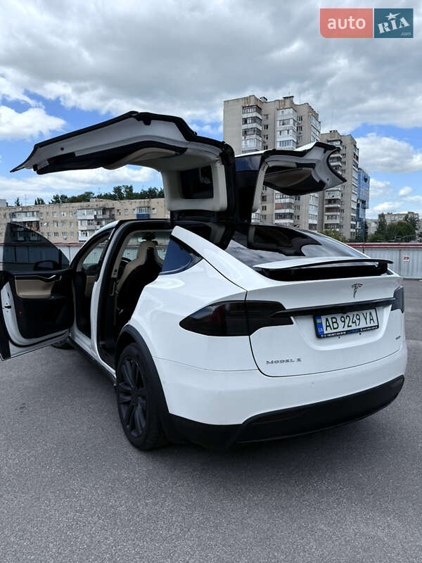 Tesla-10