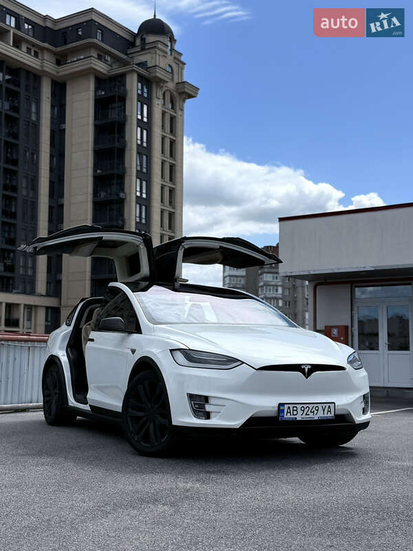Tesla-26