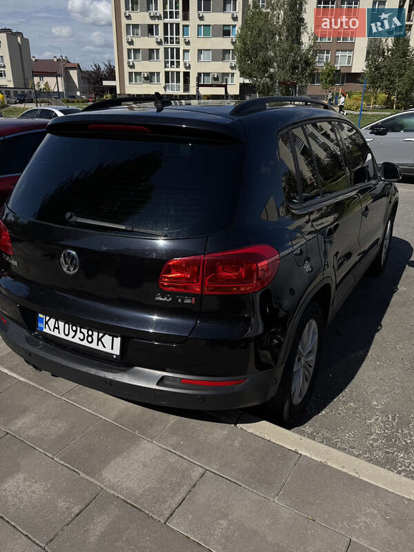 Volkswagen Tiguan 2015